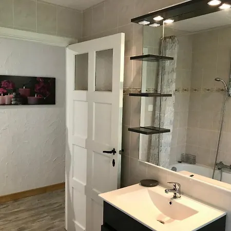 بيت للعطل Aux Pres De Mon Pere *